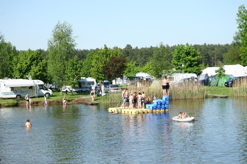 Ferien-& Erlebnispark Ploetzky เชอเนอเบ็ค ภายนอก รูปภาพ